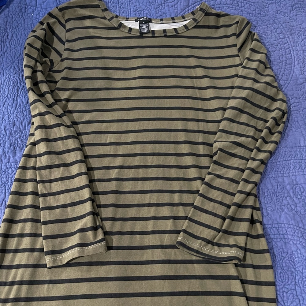 Rue 21 dress